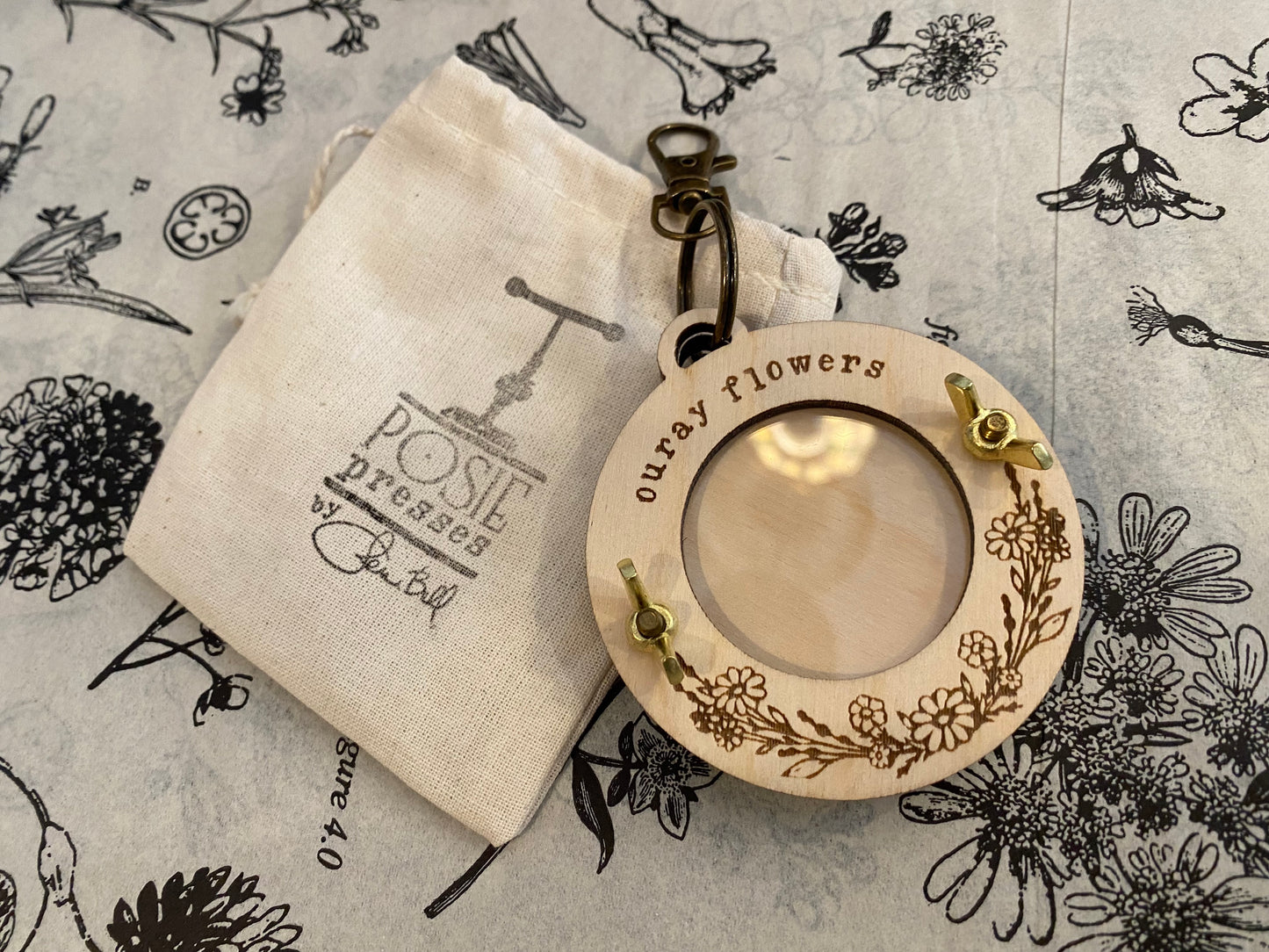 Flower Press Keychain is Pocket Sized & Attaches to Backpack  (WHOLESALE ONLY)