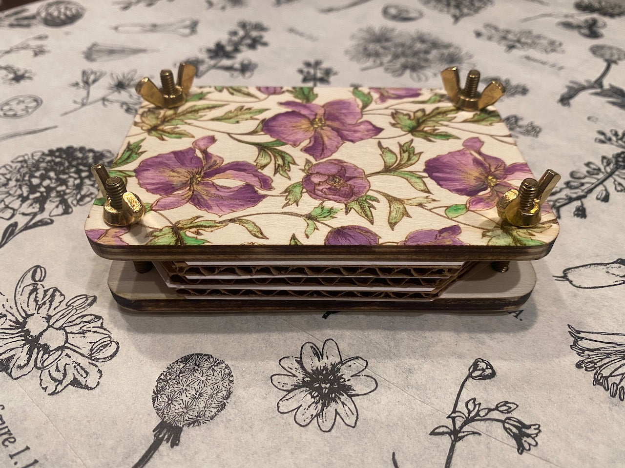 Hand Painted State Flower Pocket-Size Flower Press - No Badge (WHOLESALE ONLY)